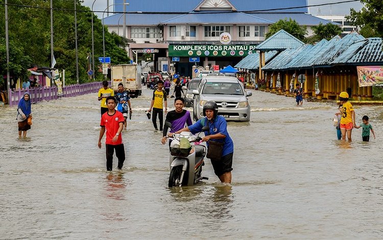 Over 15,000 displaced by floods in Kelantan, Terengganu | Nestia