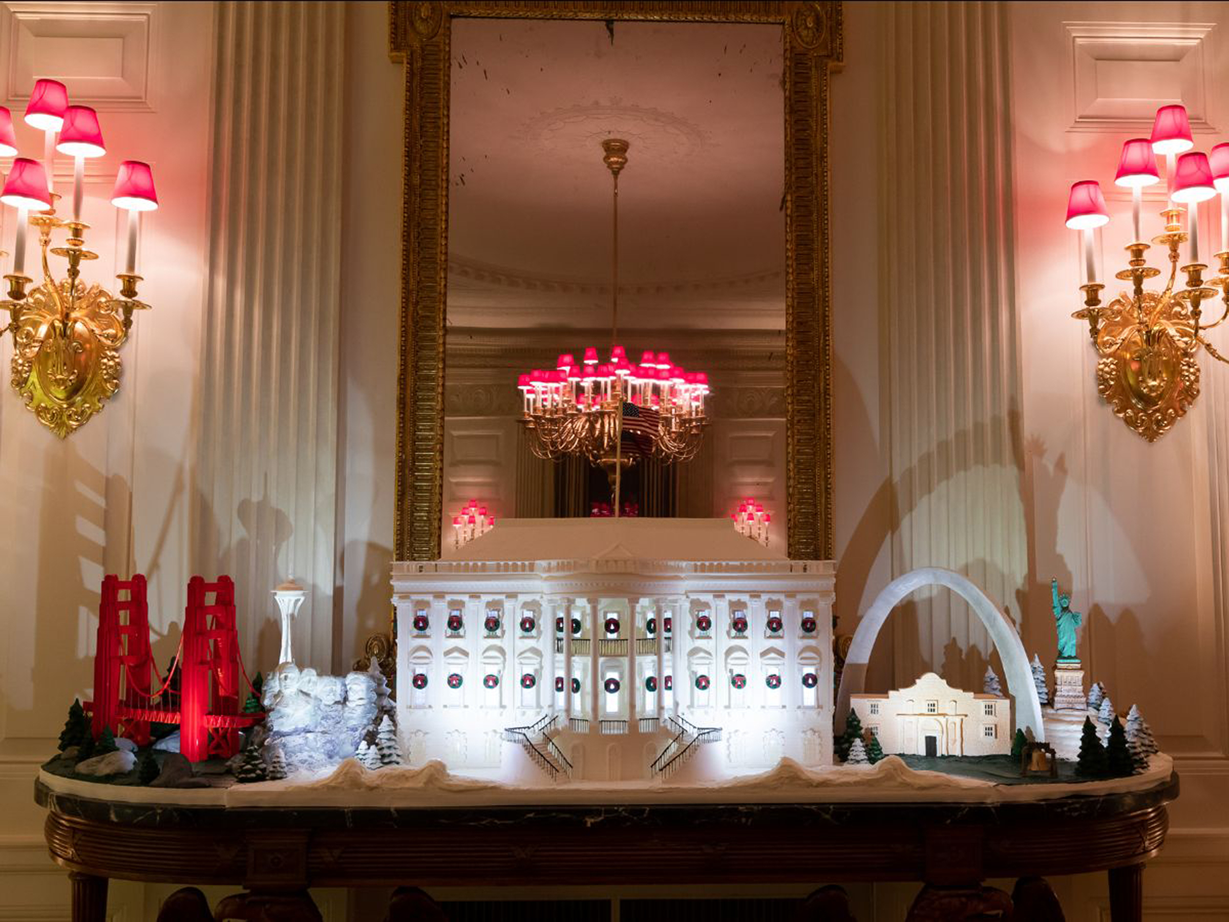 Melania Trump Debuts New White House Christmas Decorations After Last Year's Meme-able Blood-Red Decor