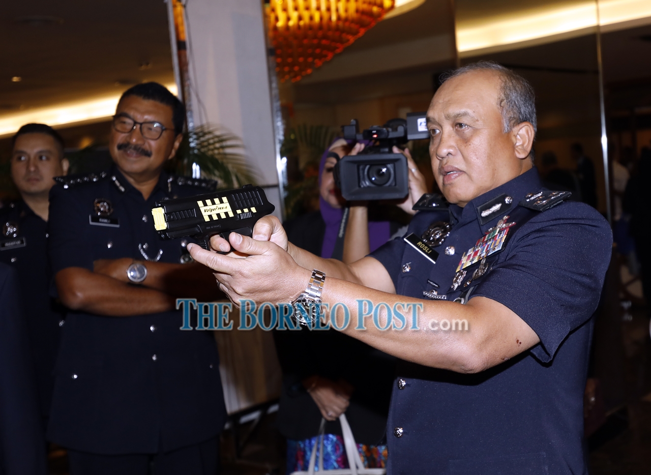 Rosli: 75 agencies, companies yet to register their auxiliary police units as Mapa members