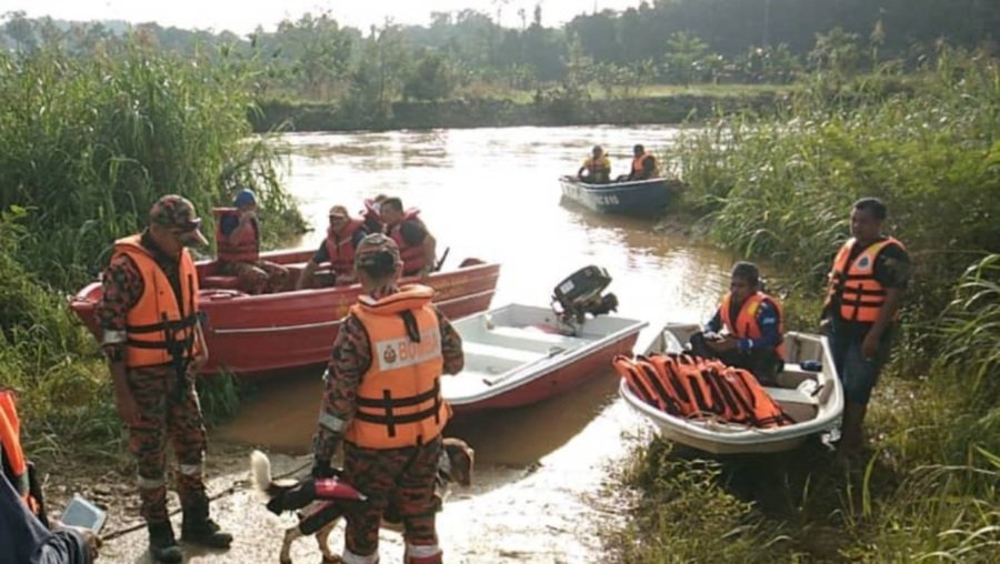 K9 unit and divers join SAR for missing girl at Sungai Lipis