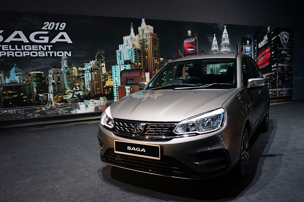 Analysts staying neutral on automotive sector amid economic risks