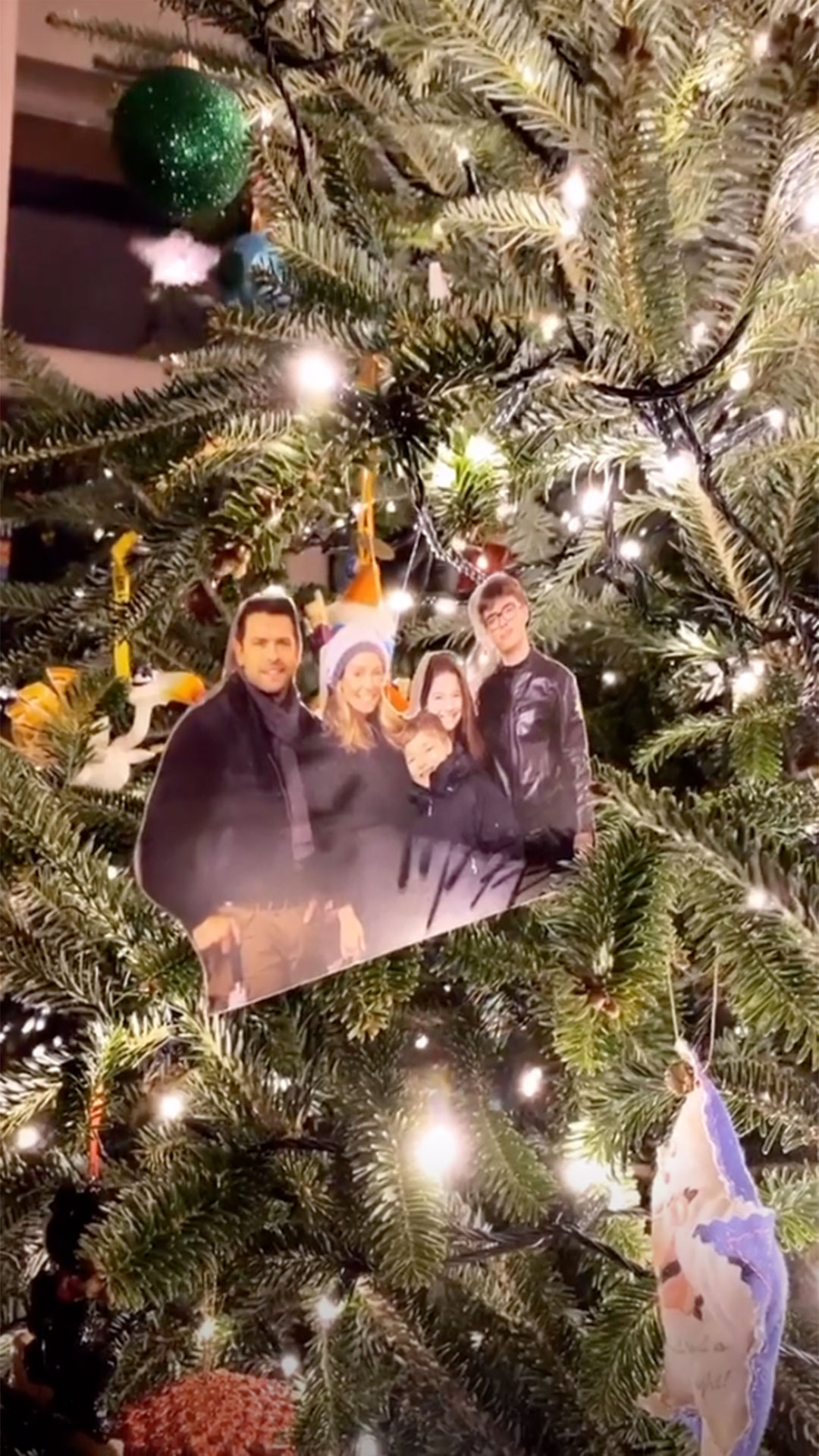 Kelly Ripa Shares Video of Her Christmas Tree Decorated with Pictures of Her Entire Family