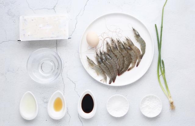 1块豆腐，几只虾，加1个鸡蛋，几分钟做出营养的辅食，宝妈都学学