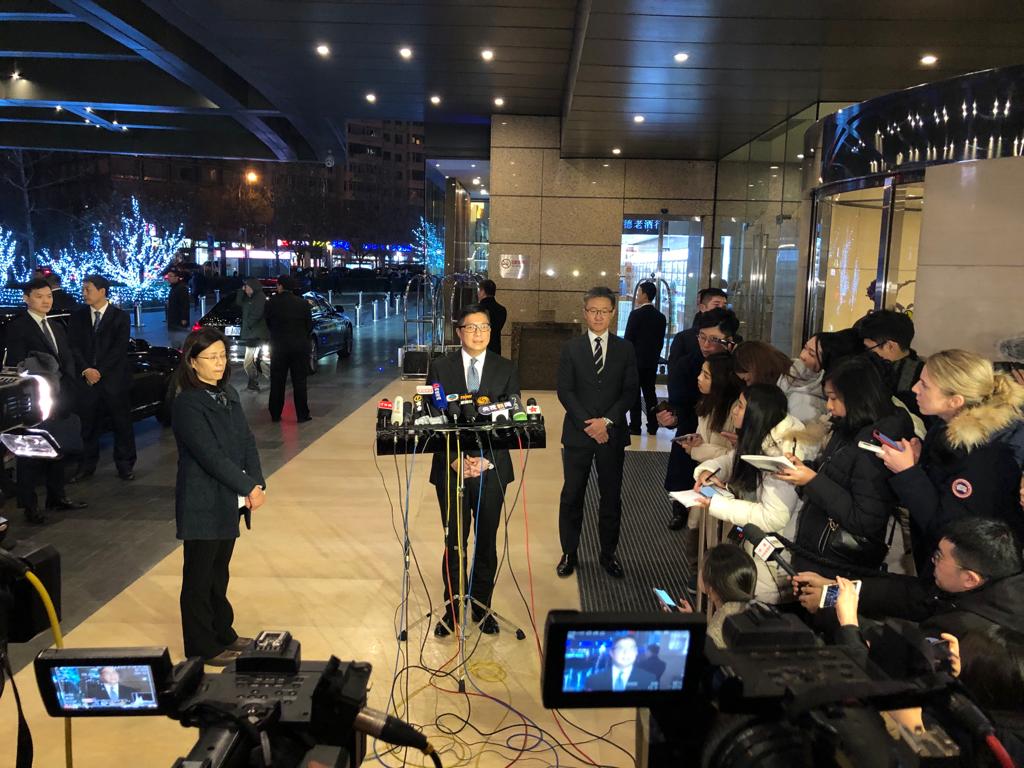 邓炳强称北京官员肯定警队工作 刚柔并济策略止暴制乱