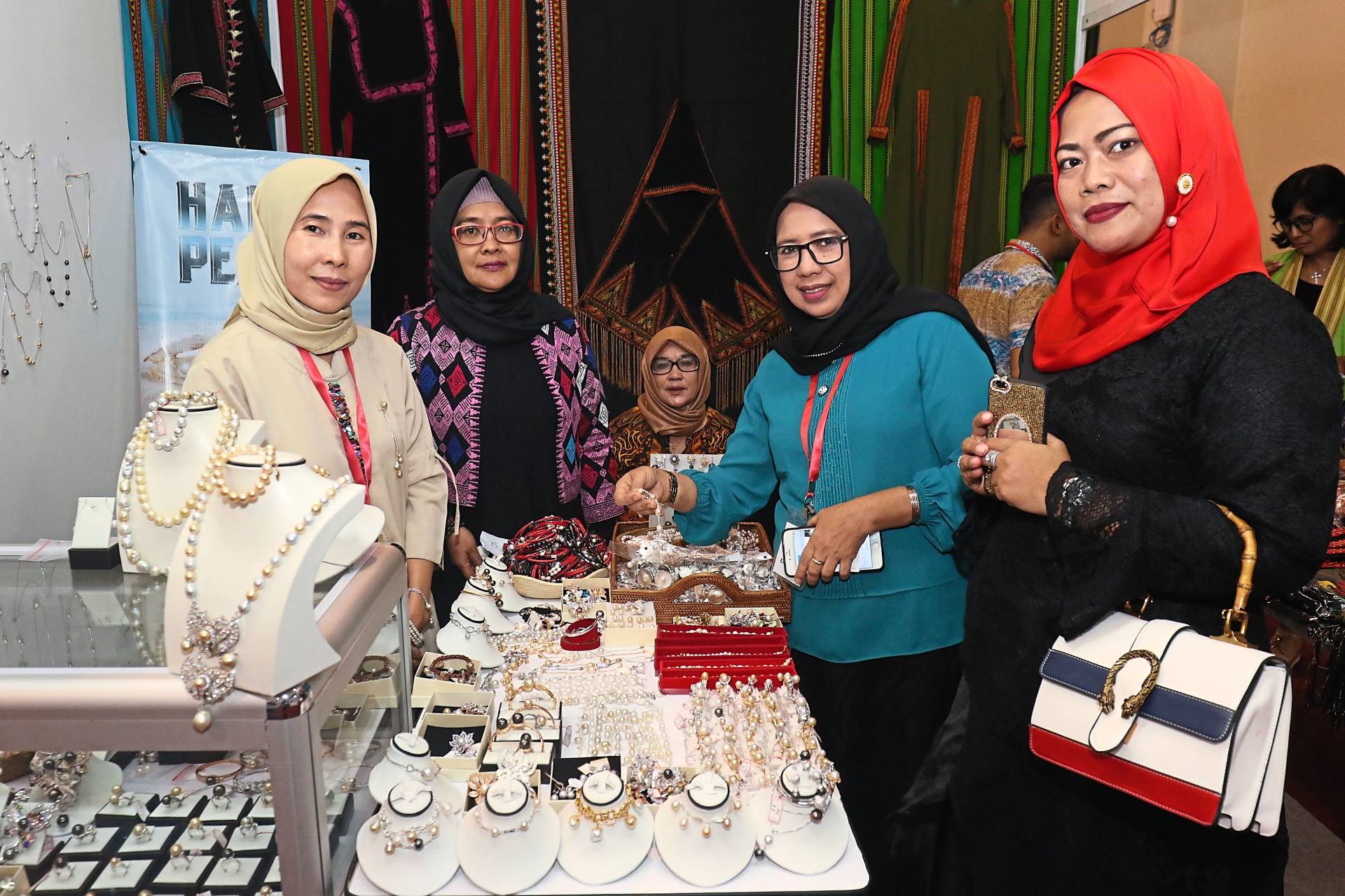 Platform for artisans and artists