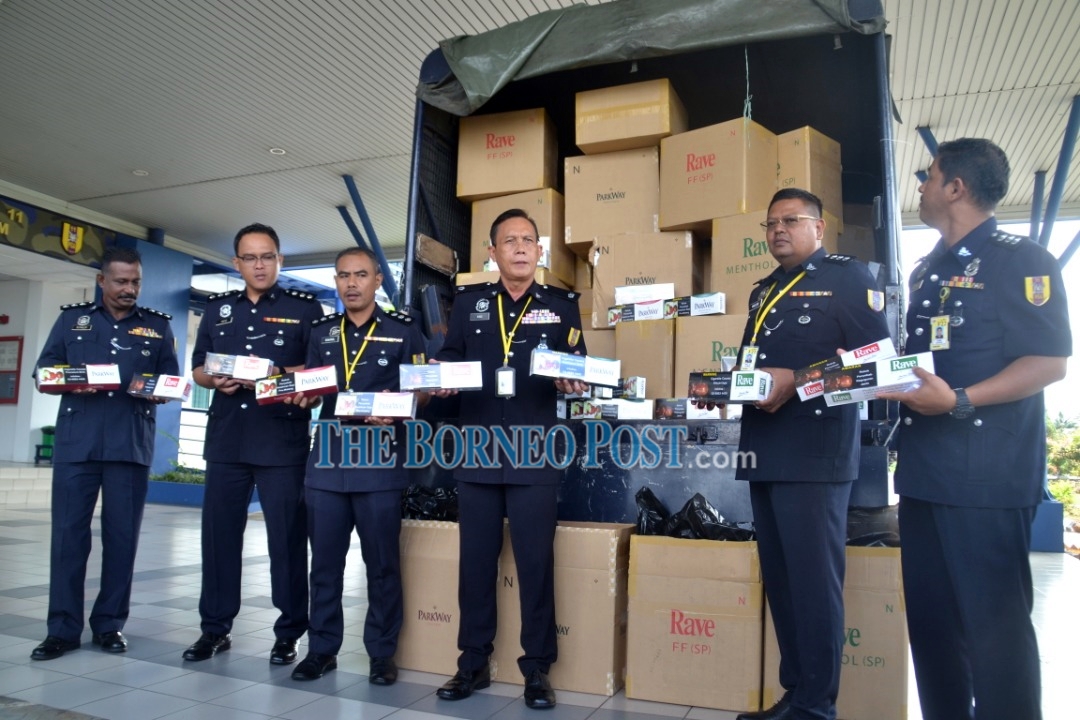 GOF seizes contraband cigarettes worth over RM1 mln from warehouse in Batu Kitang
