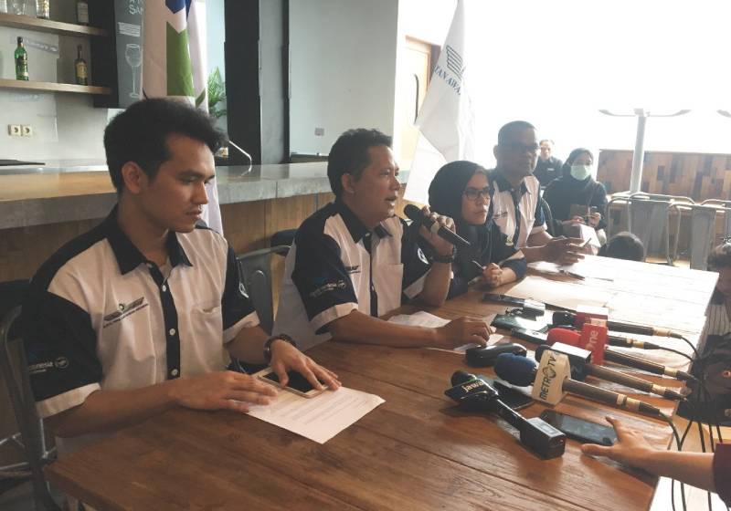 Cabin crew union 'thankful' for firing of Garuda boss