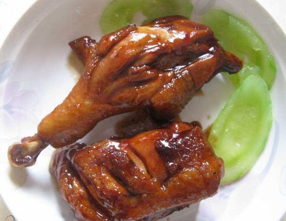 超市的“冷冻鸡腿”，都是哪来的？员工说出内幕，网友：放心了