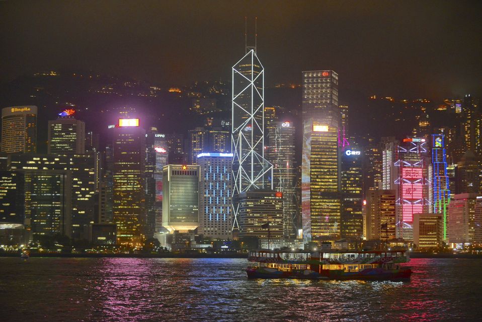 报道指港灯中电明年加价低于5% 政府电费补贴可抵销加幅