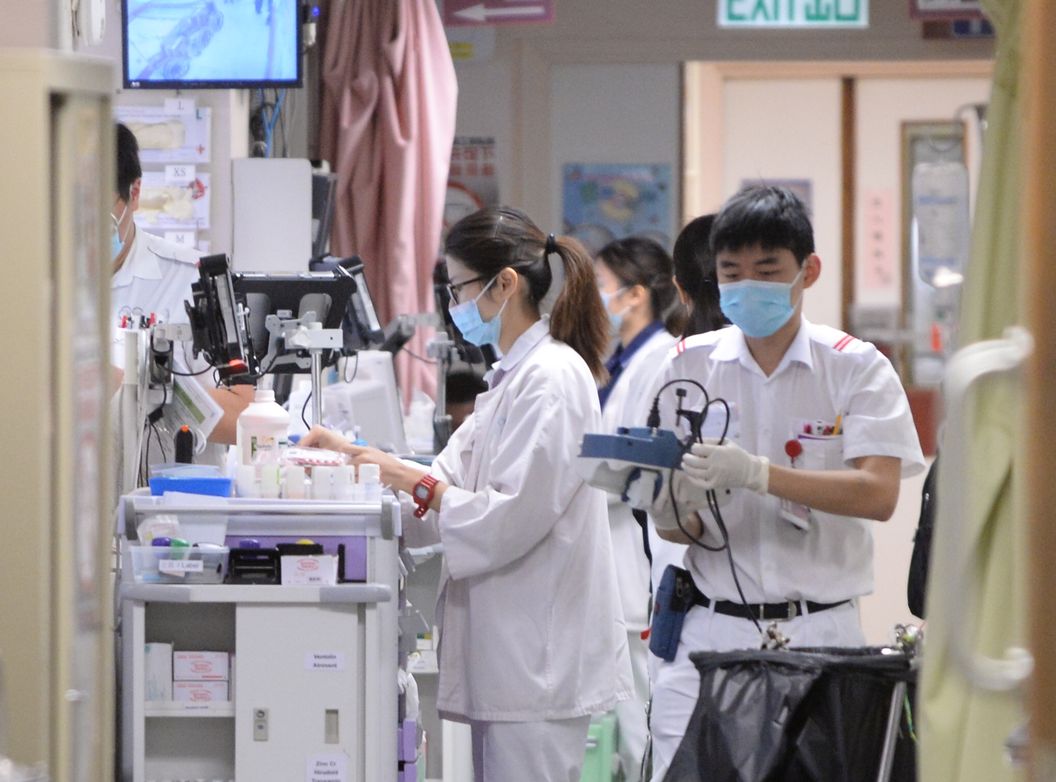 明年完成医疗人力推算 食衞局：视乎结果增医疗培训名额