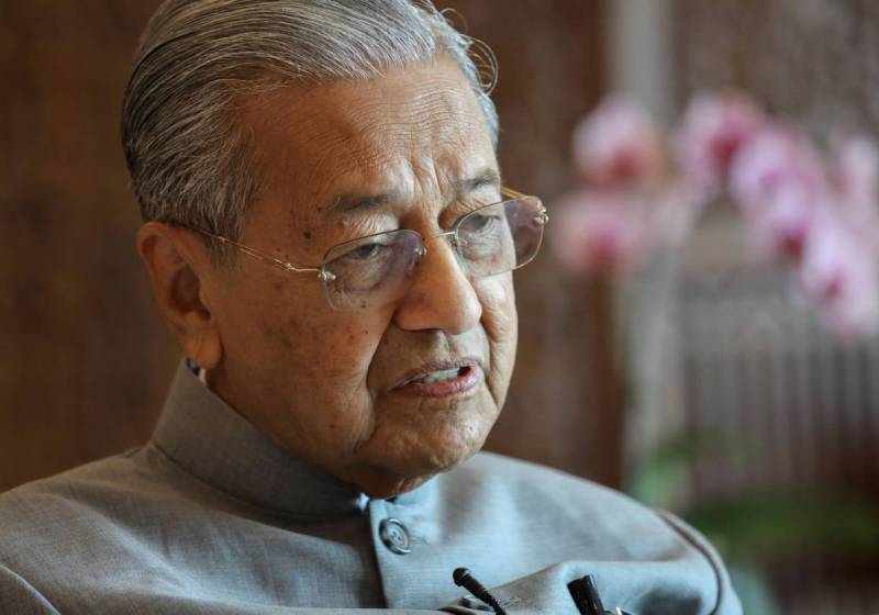 List shows Mahathir earns over $32,600 a month