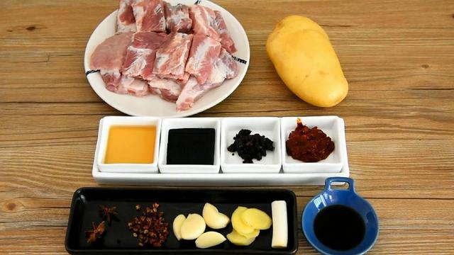 喷香排骨美味下饭，儿子百吃不腻，这个食材很重要，很多人不知道