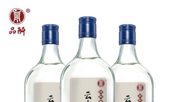 国内有种“白酒”，门外汉瞧不上，懂行人悄悄送领导，经典老牌