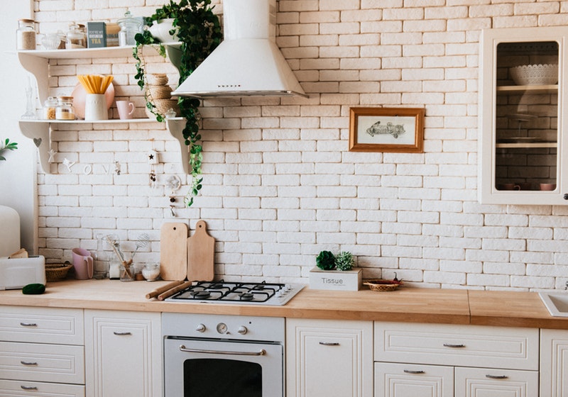 8 unusual kitchen backsplash ideas that are not tiles or glass