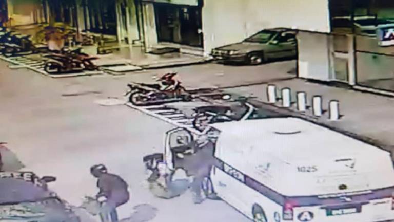 Police dragnet in Penang fails to net 2 robbers