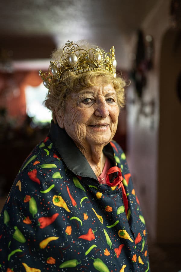 Hard Times for a Hot Commodity, the Prized New Mexico Chile