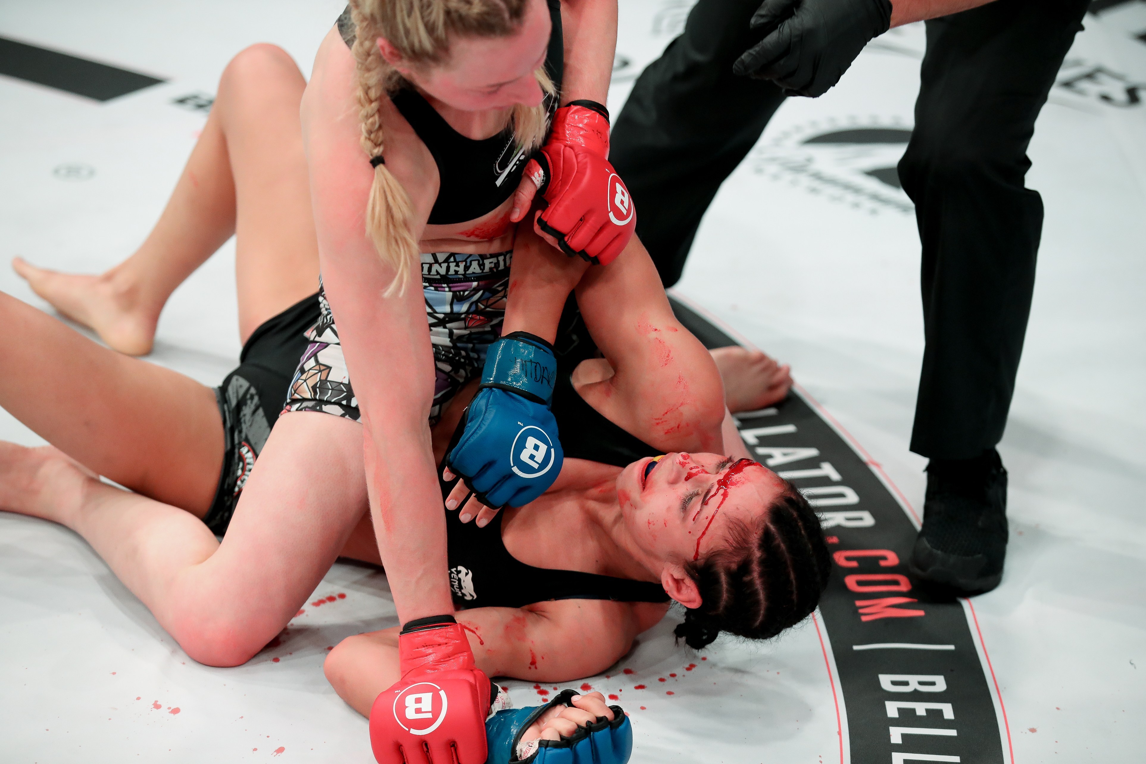 Lord of the Rings-inspired Kate Jackson on verge of MMA history in Bellator title showdown vs Ilima-Lei Macfarlane