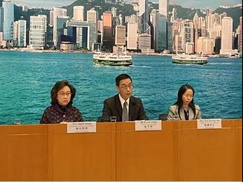 咒骂警察子女'活不过7岁"的教师终于离职 梁振英：不配为人师表