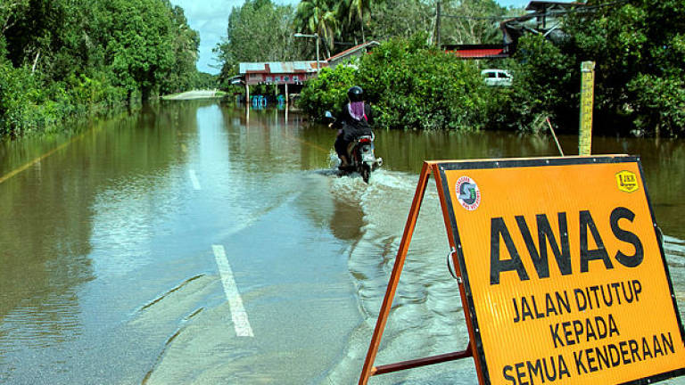 Number of flood victims drop in Johor, as numbers stay the same in Kelantan