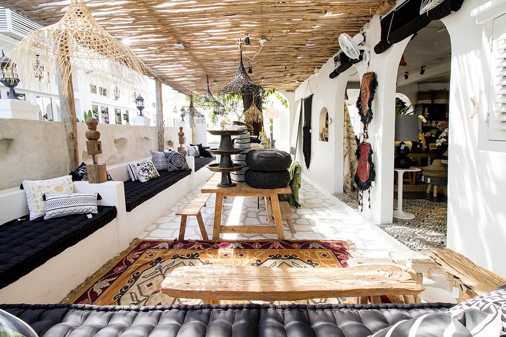 11 MOST INSTAGRAMMABLE Cafes in Seminyak, Bali!