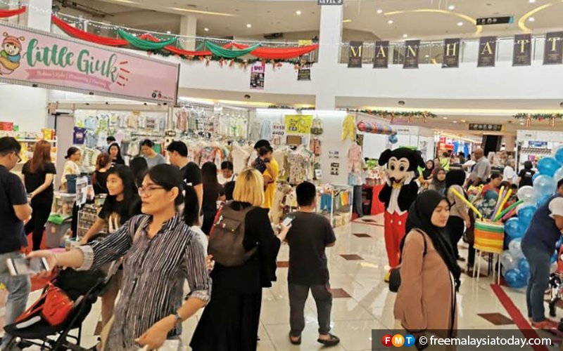 Sabahans tightening their belts, sticking to essentials for end-of-year blowout