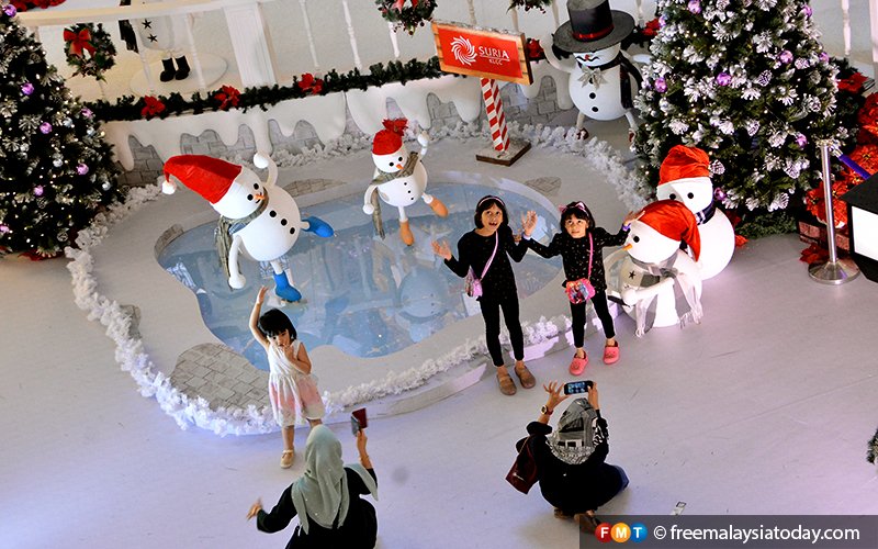 ‘Merry Christmas’ is fine, but avoid being Santa, says mufti