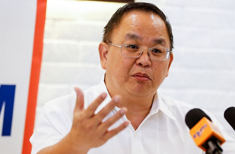 Social activist urges MACC to reopen undersea tunnel and Guan Eng’s bungalow case
