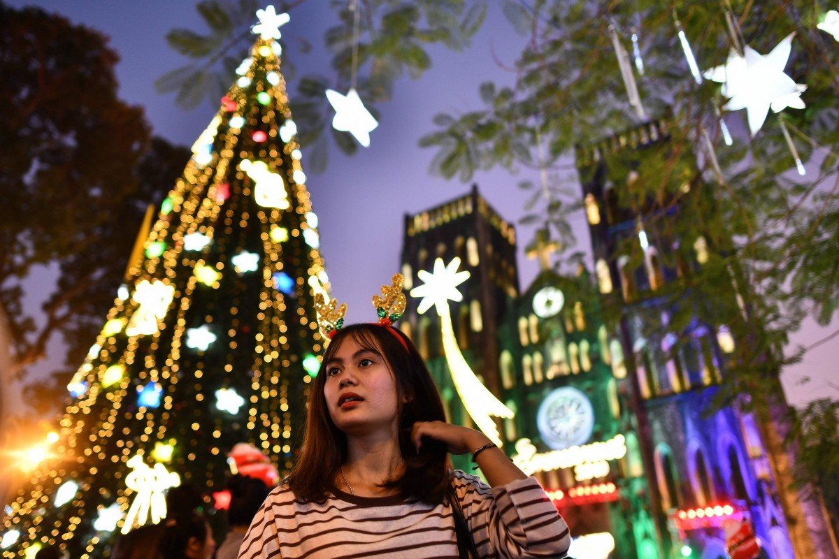 Christmas lights, tangled in US-China trade war, show Vietnam’s struggle