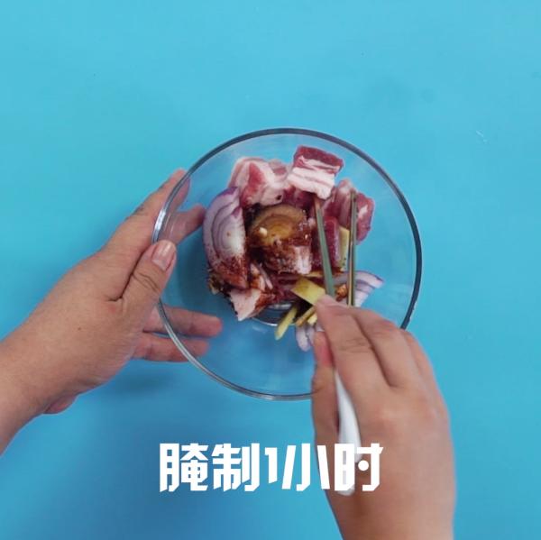 大爷卖小吃，不识货的人都嫌弃，半小时做5锅，不吃太亏