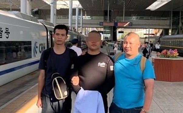 壮汉扮美女　骗色心男5000元人仔肉金