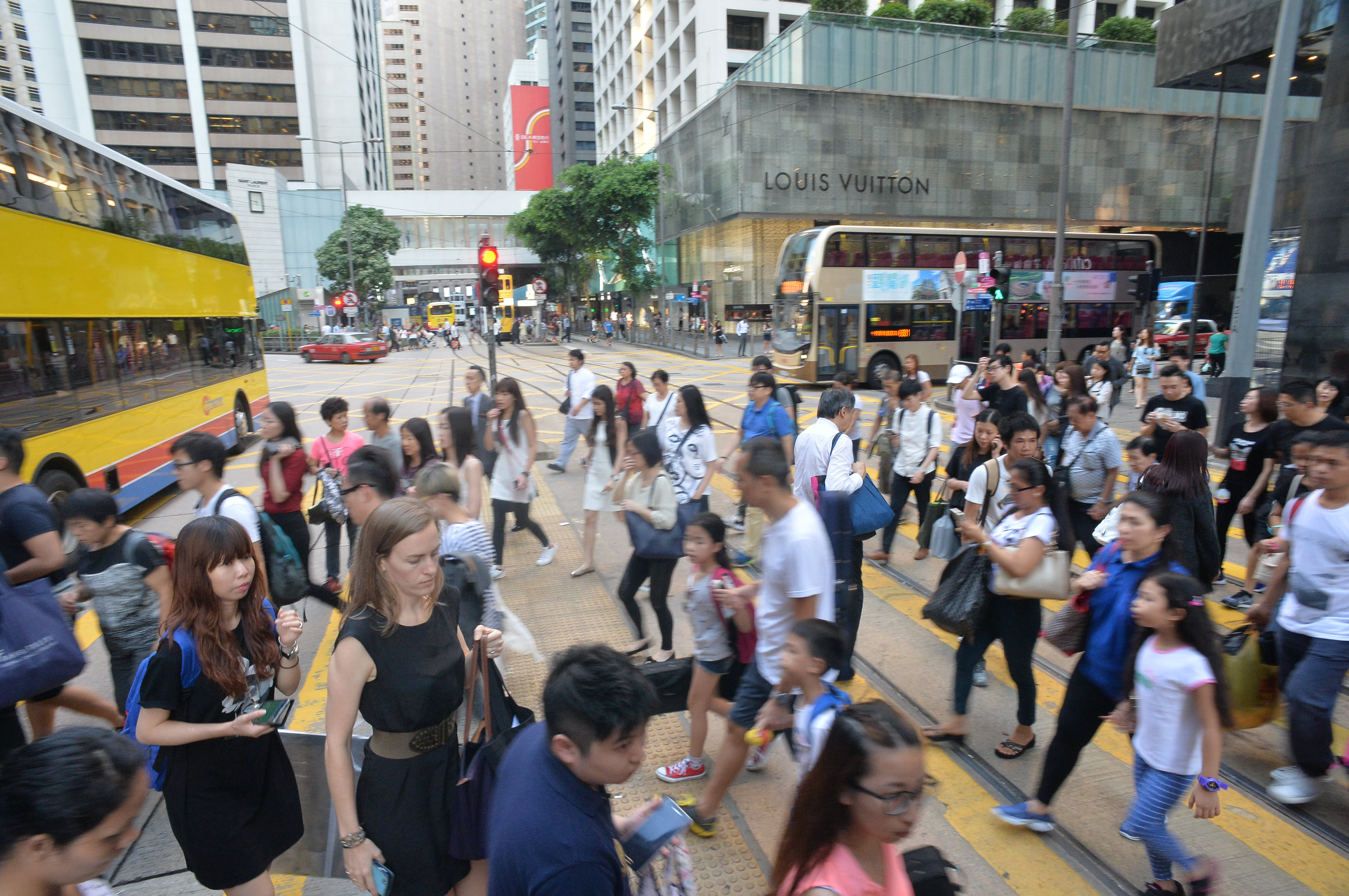 岭大研究指港人年均「射波」5日 工作压力大每年经济损失149亿
