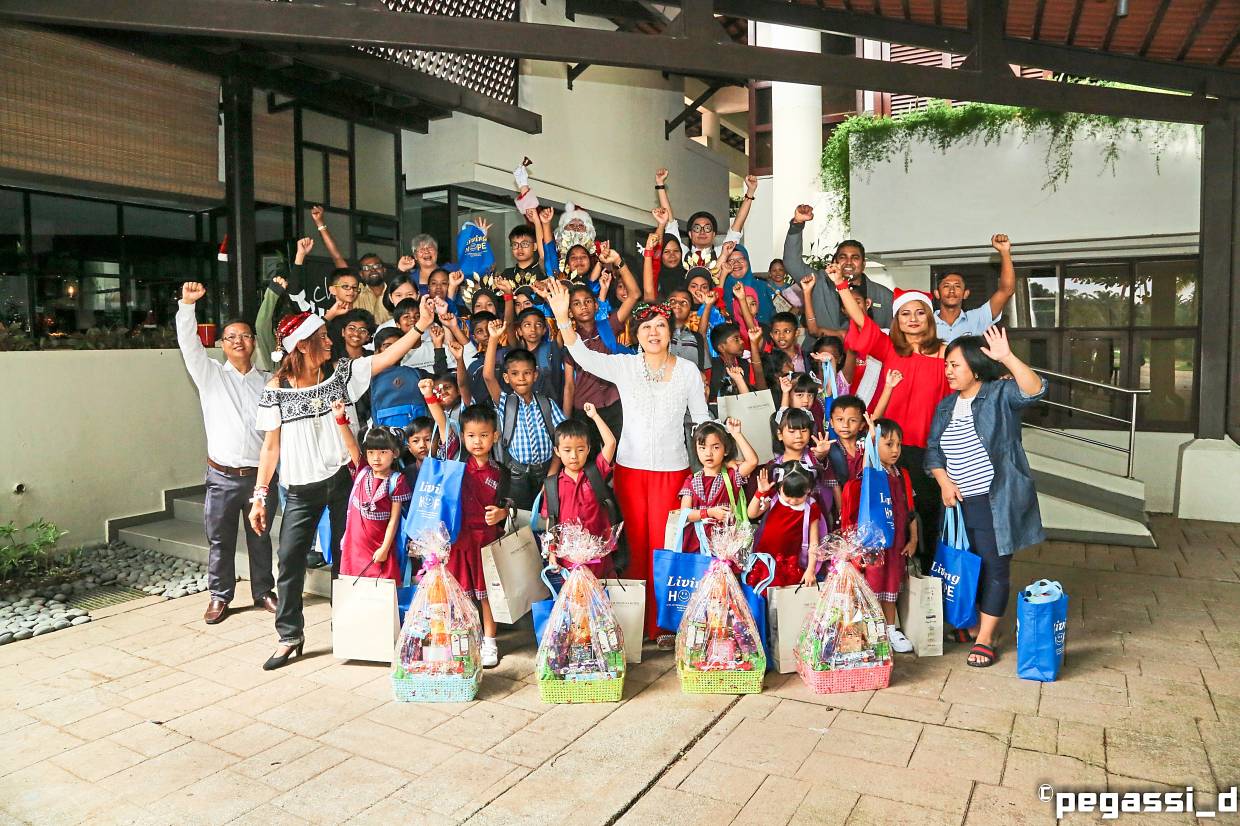 Hotel honours NGO’s work for children at Christmas luncheon