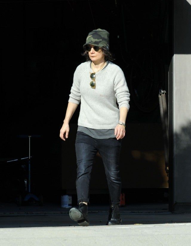 Sara Gilbert Photographed Without Her Wedding Ring After Separation From Wife Linda Perry