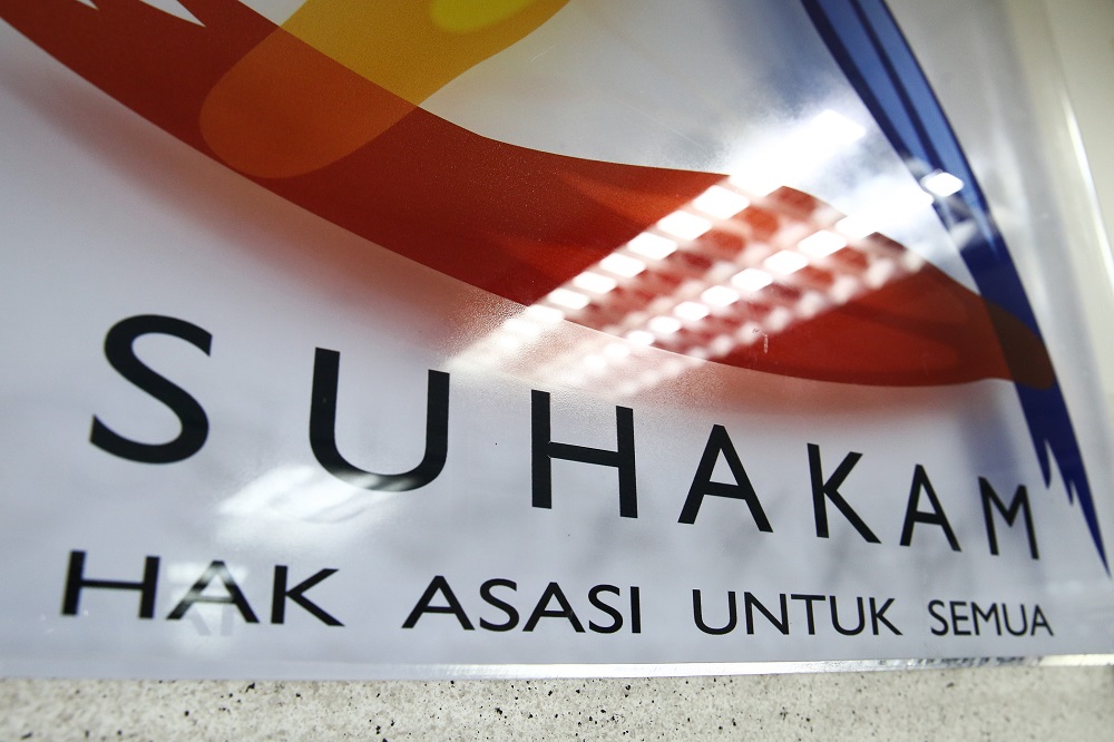 Suhakam fears authorities enabling violence after Dong Zong conference derailed by threats