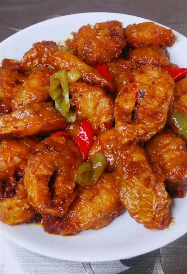 百吃不腻的美味硬菜，好吃口感特别棒，美味不失经典，真的很好吃