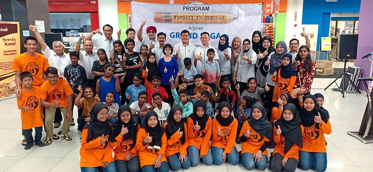 Orphans receive new school supplies