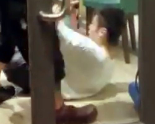 3餐厅职员与刘马车打斗提堂 押2月杪待索法律意见