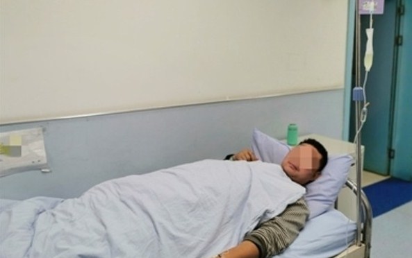 网约车司机劝阻乘客车上饮食　反被围殴至重伤