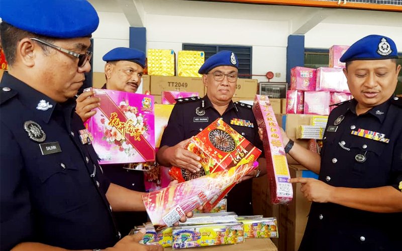 Fireworks worth RM1.5 mil for Chinese New Year seized in Johor