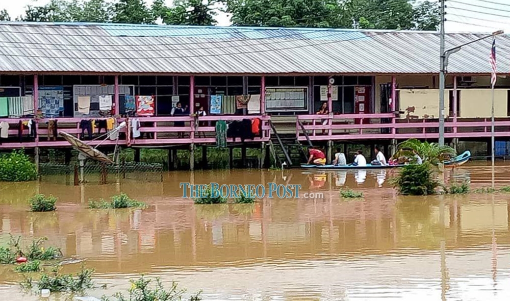 SK Sungai Anak, Selangau starts off new school term as flooding threatens classes