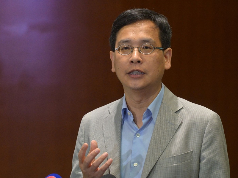 回应杨润雄DQ校长资格 叶建源：官员不负责任评论是危险事情