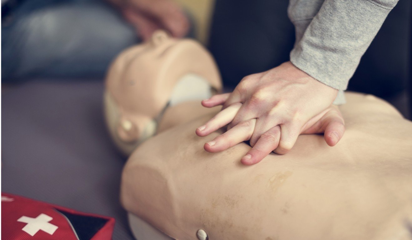Chinese chemist who broke woman’s ribs during CPR cleared of liability