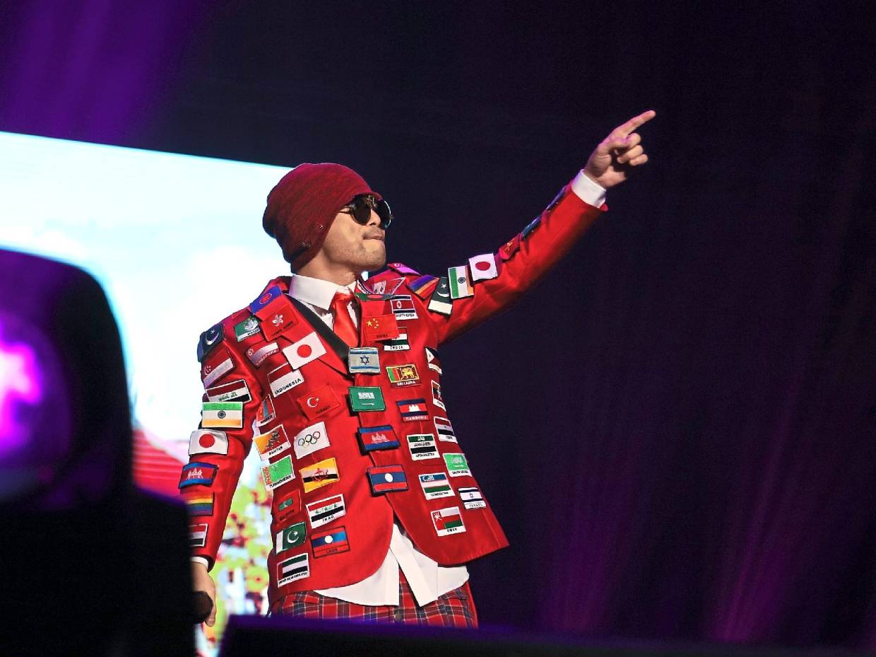 Namewee fulfils dream with 'super powerful' concert in KL