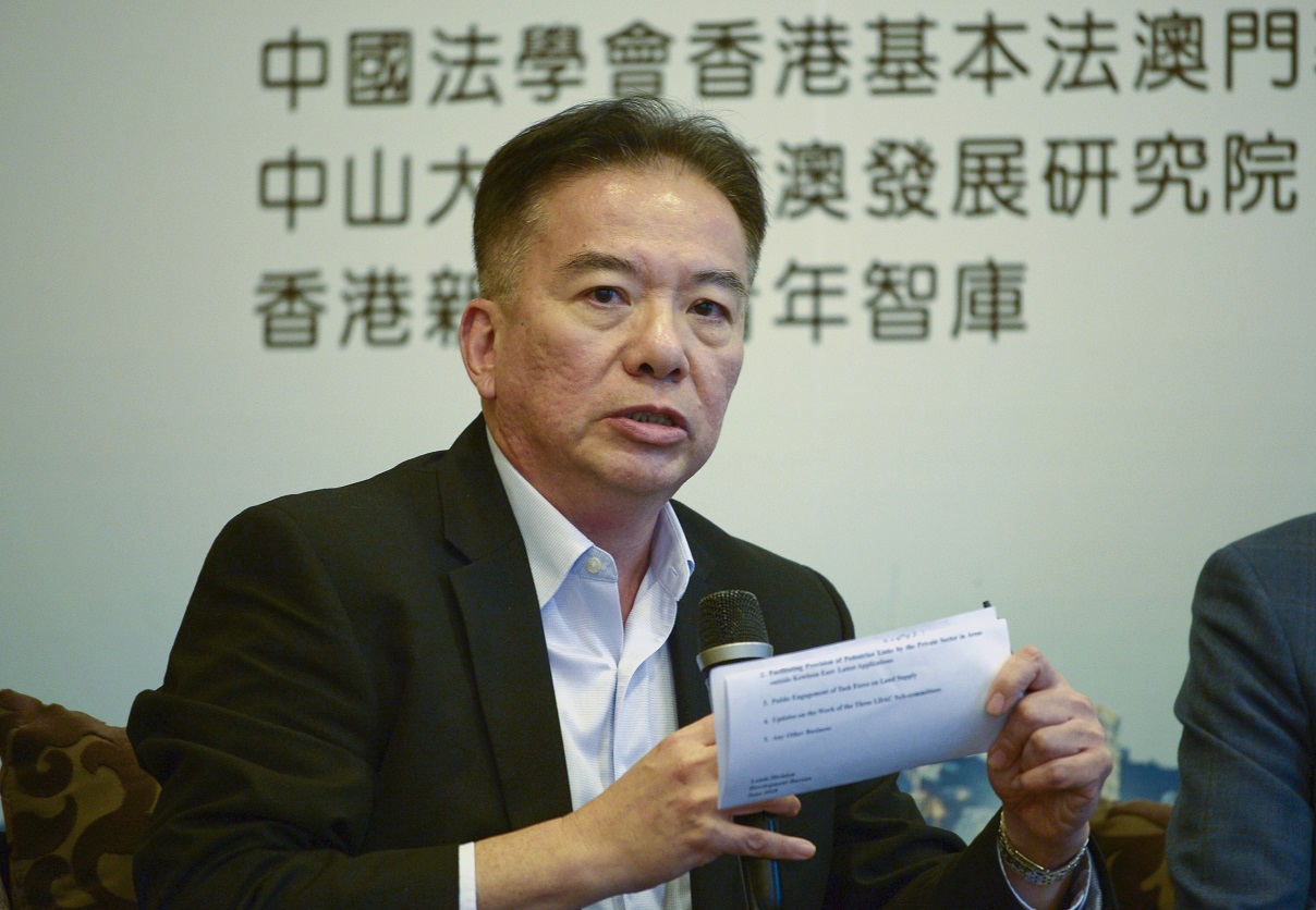 黄友嘉指强积金成员投资或趋保守 吁毋须过虑短期波动