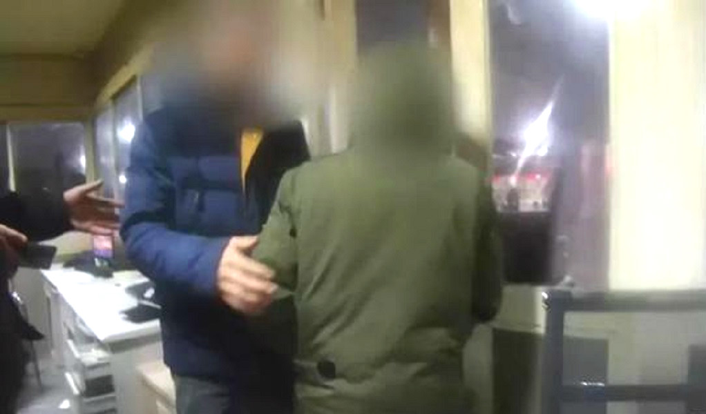 南京10岁男童深夜离家出走 父母：先睡了第二天还要上班