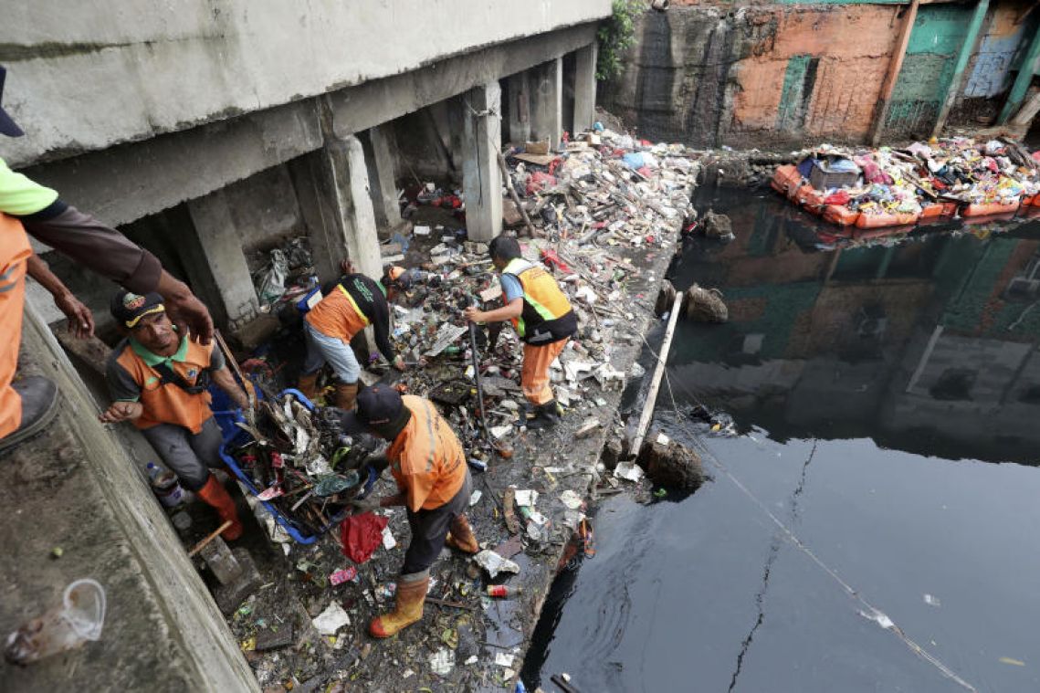 Despite Jakarta's deadly floods, few Indonesian authorities hear climate 'wake up call'