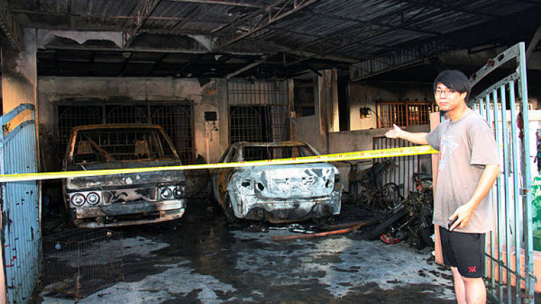 Seven double-storey terrace houses razed in early morning fire
