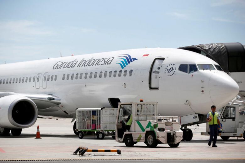 Family 'detained' for grumbling over Garuda flight in Indonesia