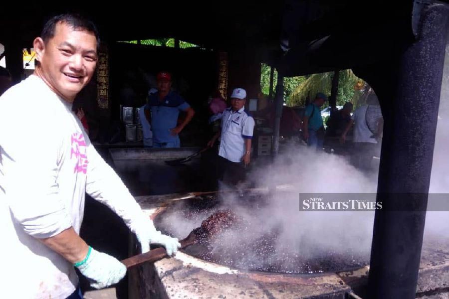 Kimanis coffee aroma draws attention of Sabah CM during election campaign