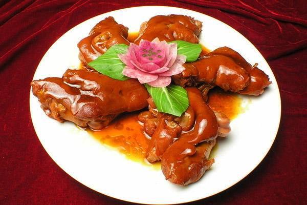   给你1000块，让你挑战以下六种美食，三分钟吃完你会选哪个呢？